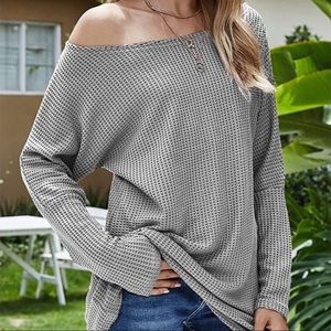 🎁NWT Boutique off shoulder waffle LS top.